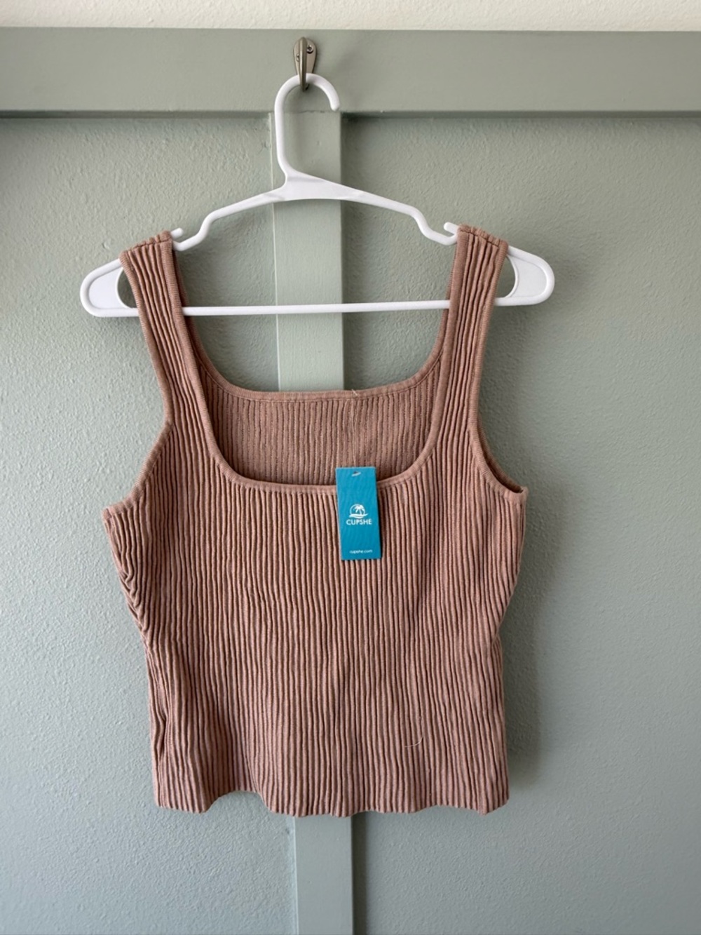 Cupshe Ribbed Square-Neck Tank in Dusty Rose